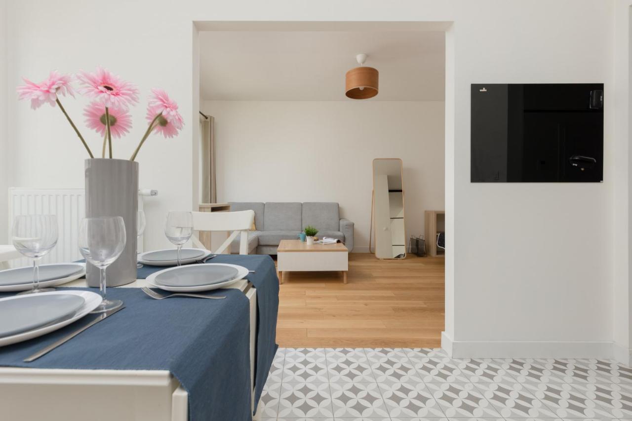 Sierakowskiego By Renters Lägenhet Warszawa